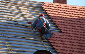 roof tiles Eaton Bray, Bedfordshire